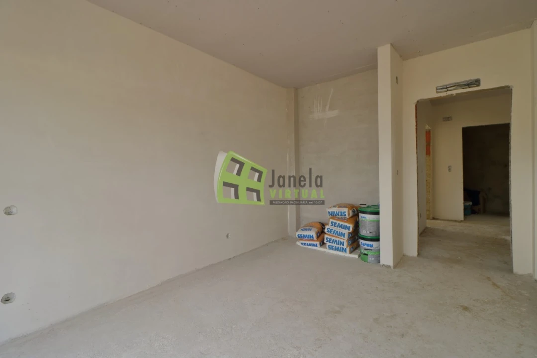 Moradia T4 para Venda em Quinta do Anjo Foto 11