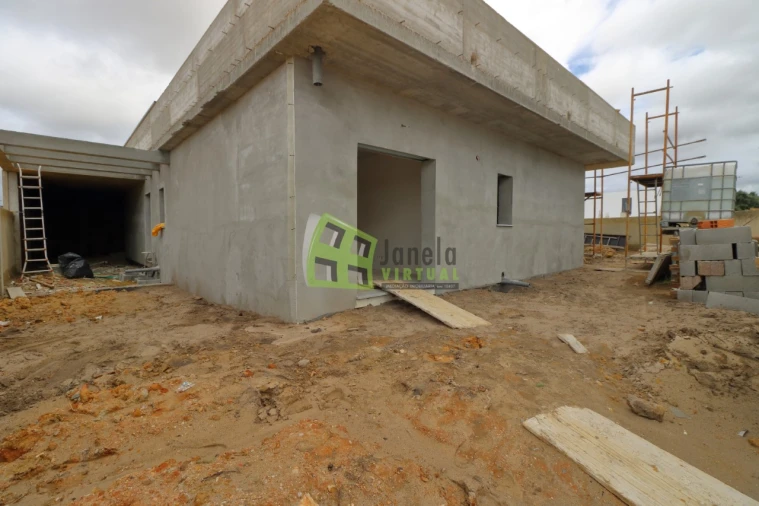 Moradia T4 para Venda em Quinta do Anjo Foto 16