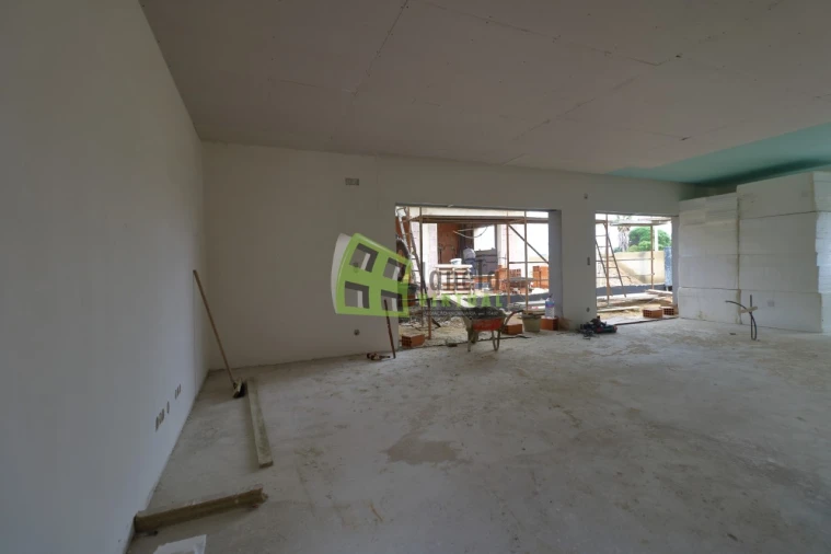 Moradia T4 para Venda em Quinta do Anjo Foto 2