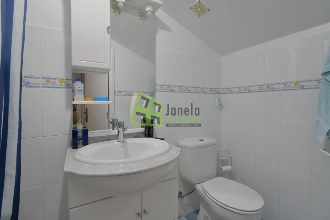 Moradia T3 para Venda em Corroios Foto 33