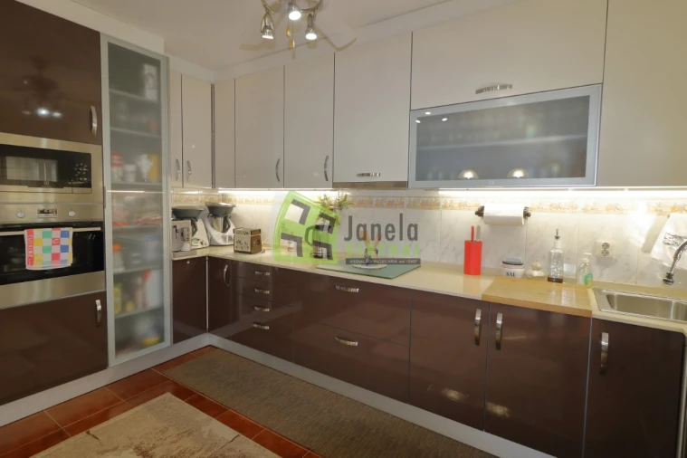 Moradia T3 para Venda em Corroios Foto 8