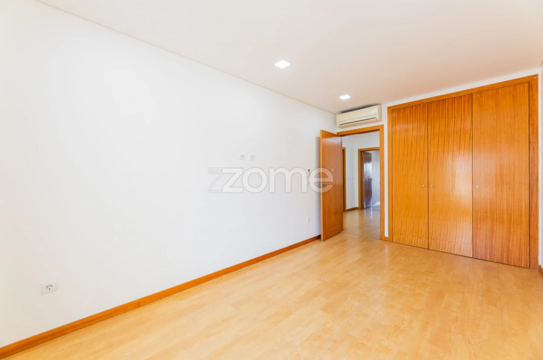 Moradia T3 para Venda em Gamil e Midões Foto 35