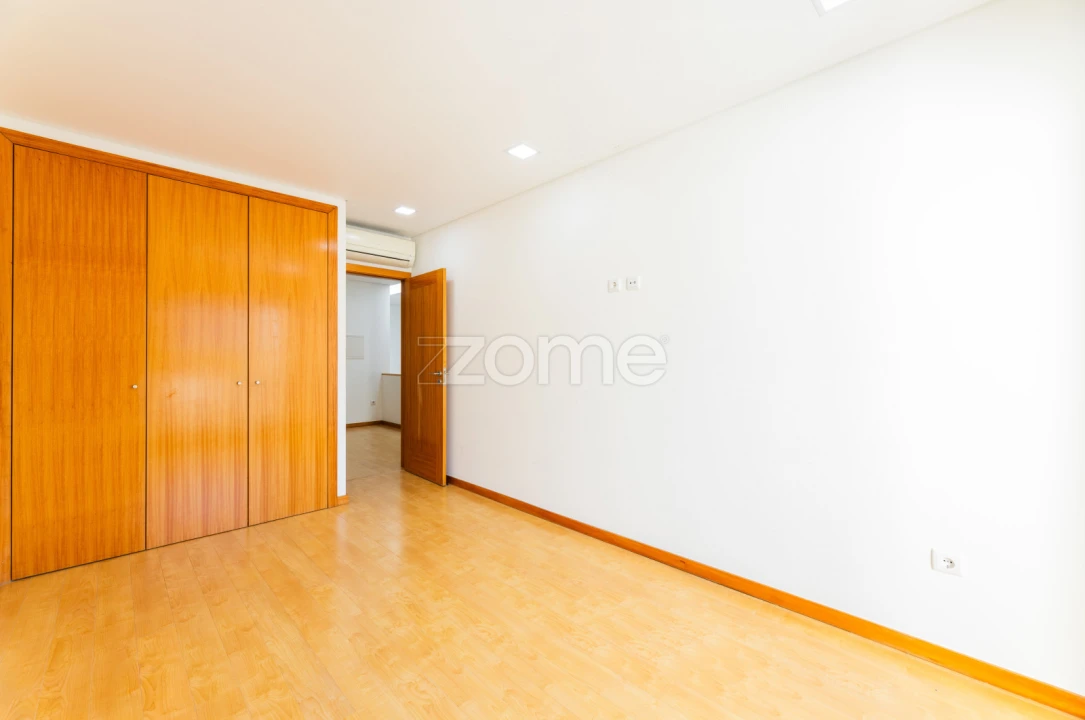 Moradia T3 para Venda em Gamil e Midões Foto 31