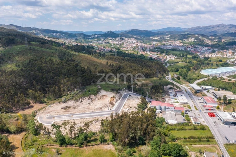 Terreno Comércio / Armazém para Venda em Vilela Foto 8
