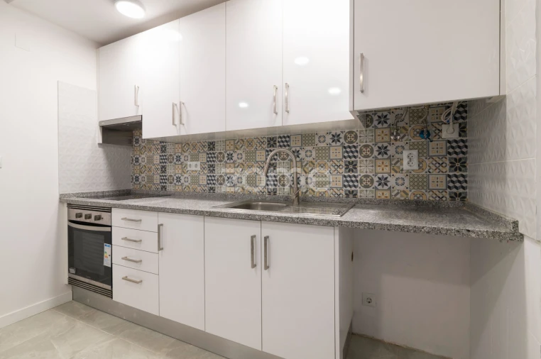 Apartamento T2 para Venda em Massamá e Monte Abraão Foto 7