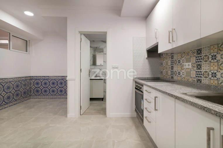 Apartamento T2 para Venda em Massamá e Monte Abraão Foto 8