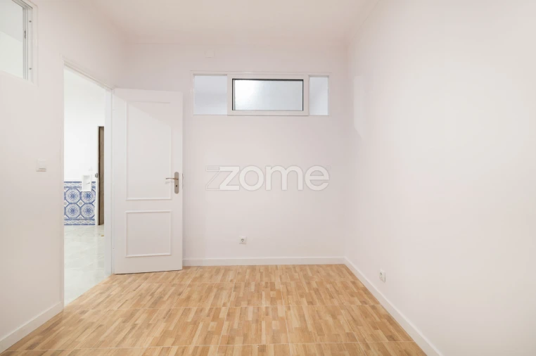 Apartamento T2 para Venda em Massamá e Monte Abraão Foto 15