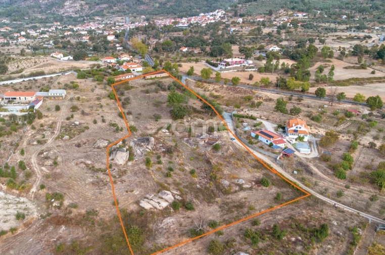 Terreno para Venda em Vale de Prazeres e Mata da Rainha Foto 7