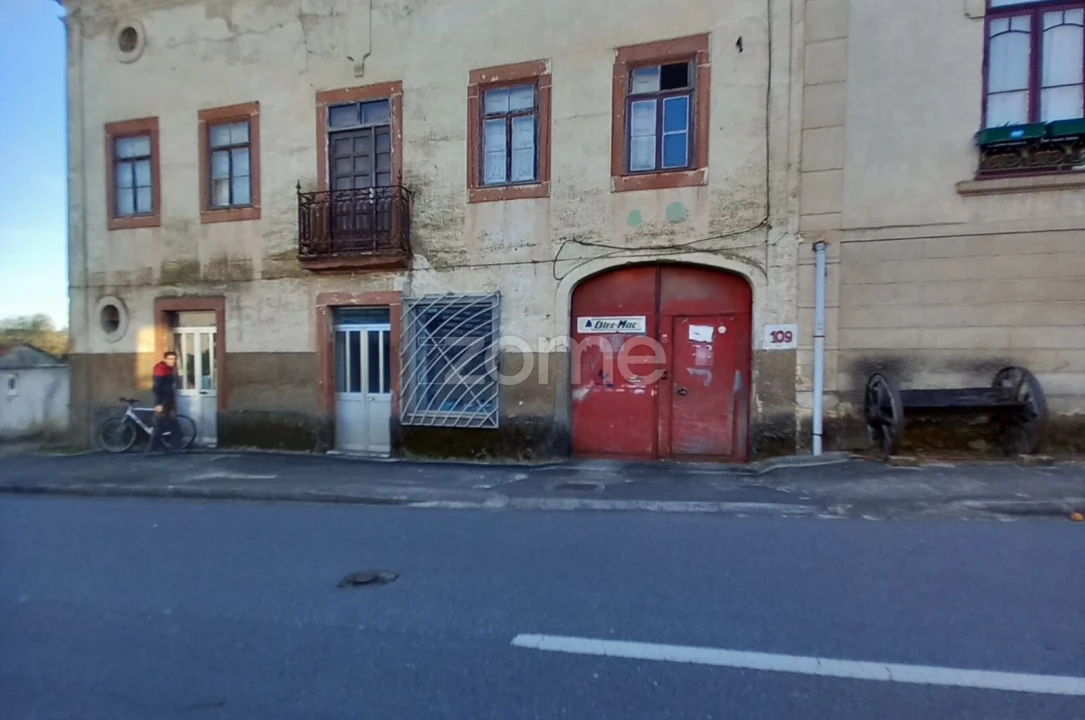 Moradia T2 para Venda em Aguada de Cima Foto 7