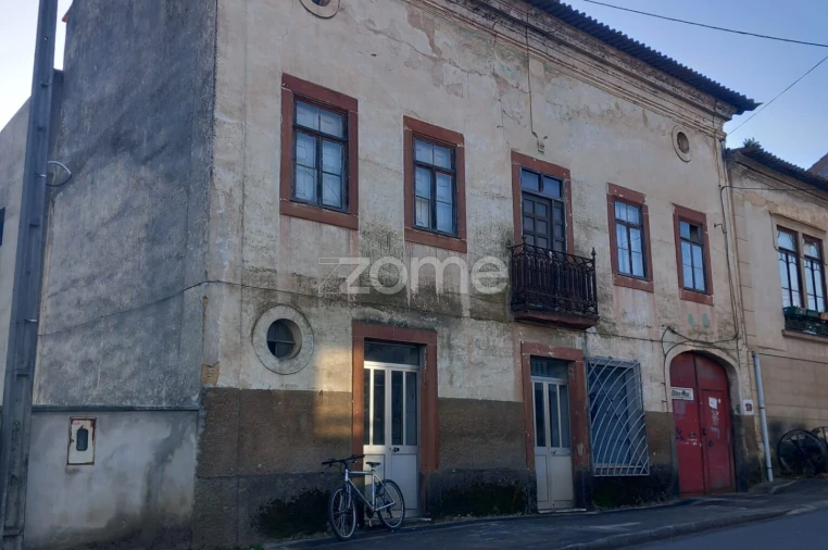 Moradia T2 para Venda em Aguada de Cima Foto 3