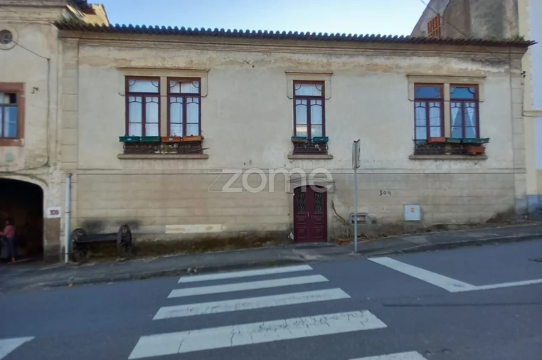 Moradia T2 para Venda em Aguada de Cima Foto 8