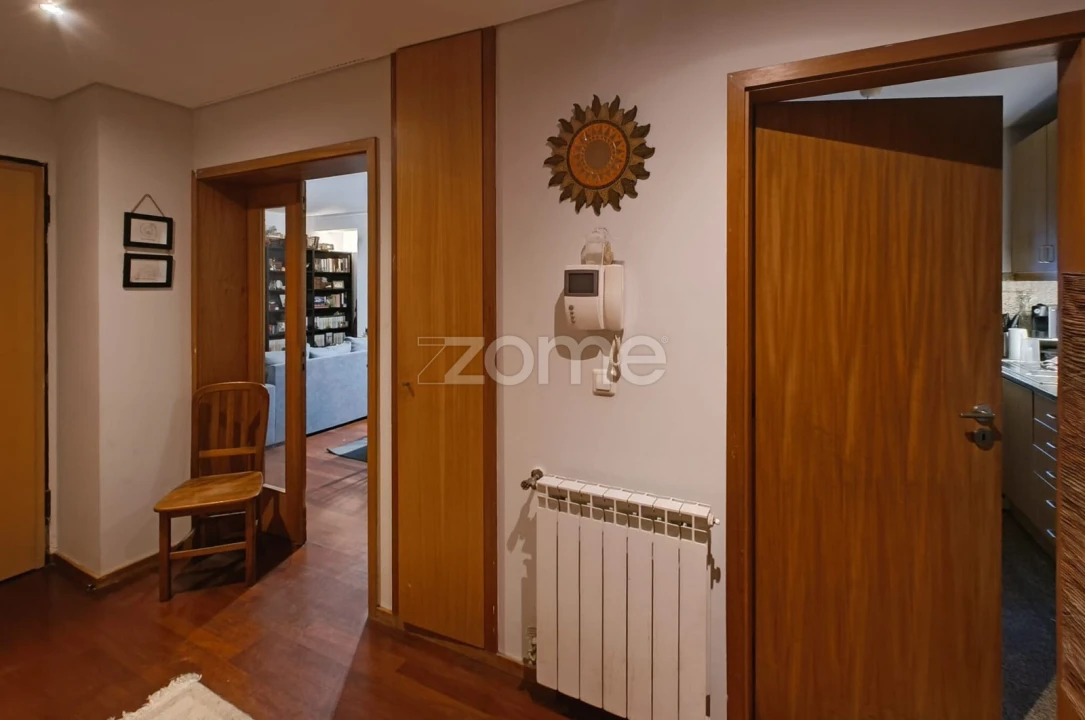 Apartamento T4 para Venda em Oliveira do Douro Foto 6