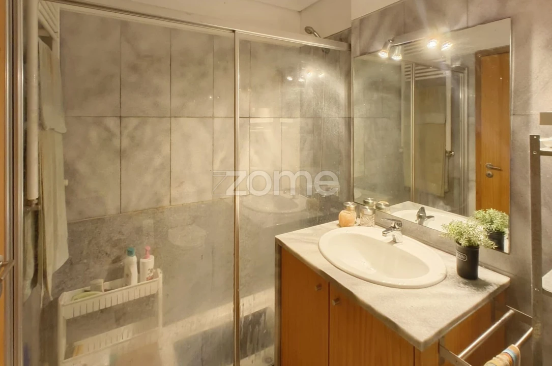 Apartamento T4 para Venda em Oliveira do Douro Foto 11