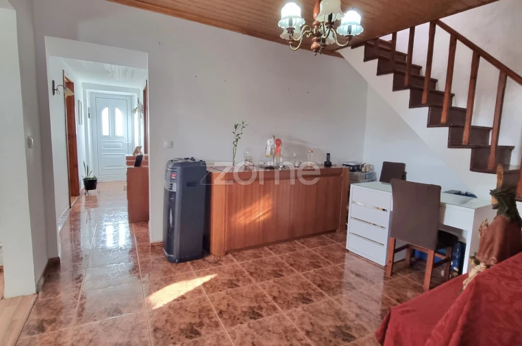 Moradia T3 para Venda em Cabouco Foto 16