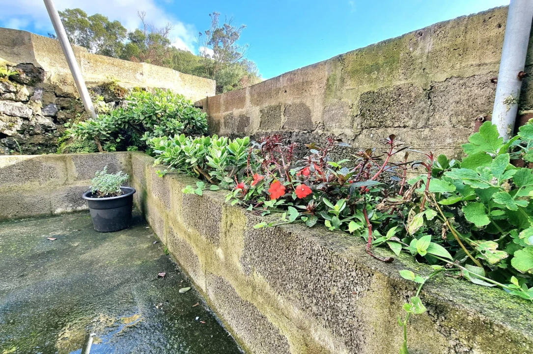 Moradia T3 para Venda em Cabouco Foto 24