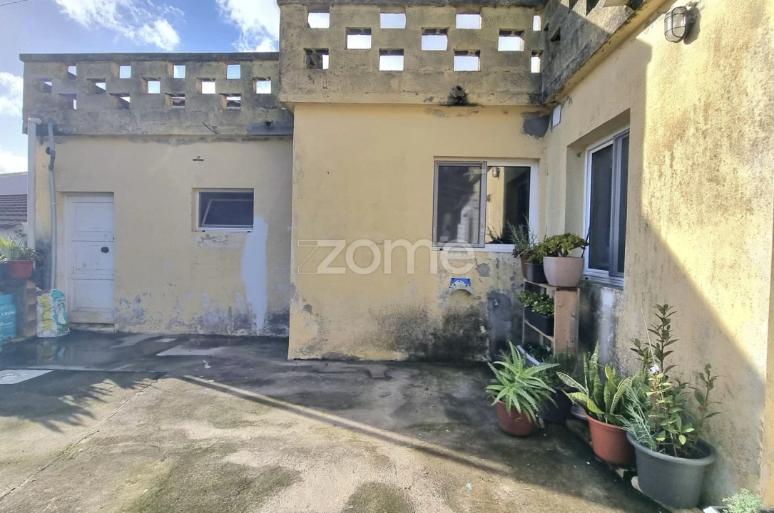 Moradia T3 para Venda em Cabouco Foto 22