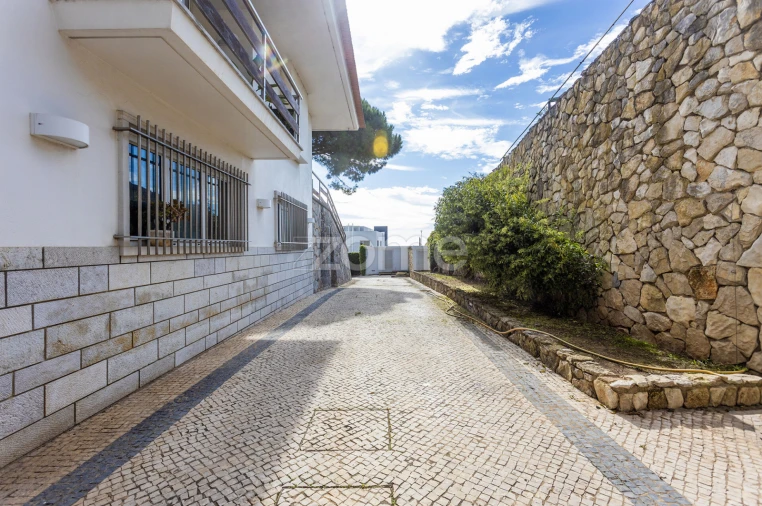 Moradia T5 para Venda em Oeiras e São Julião da Barra, Paço de Arcos e Caxias Foto 49