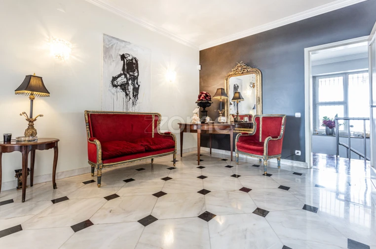 Moradia T5 para Venda em Oeiras e São Julião da Barra, Paço de Arcos e Caxias Foto 8