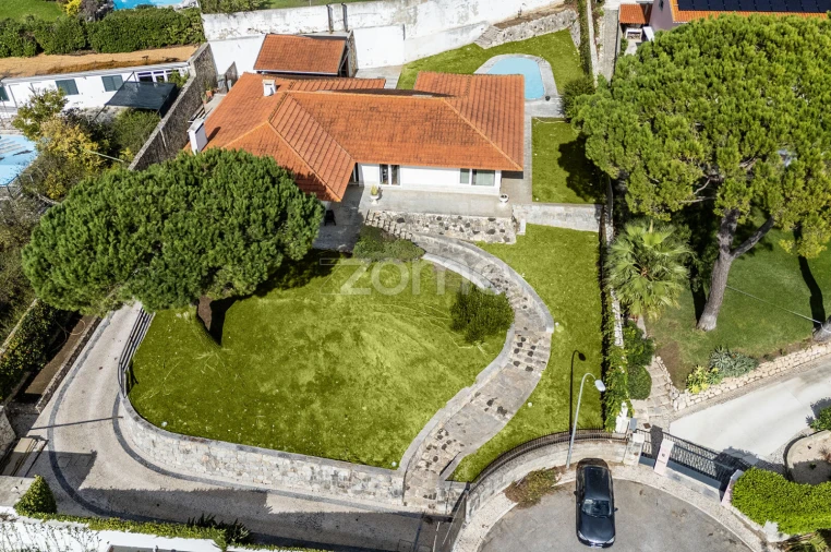 Moradia T5 para Venda em Oeiras e São Julião da Barra, Paço de Arcos e Caxias Foto 3