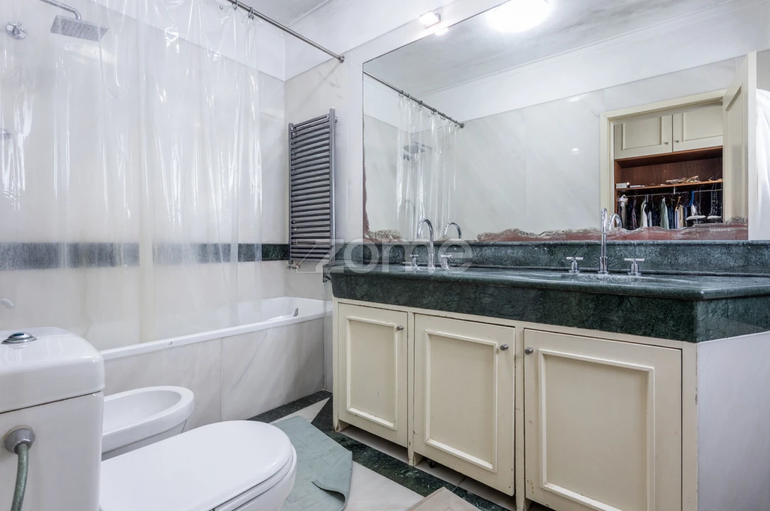 Moradia T5 para Venda em Oeiras e São Julião da Barra, Paço de Arcos e Caxias Foto 37