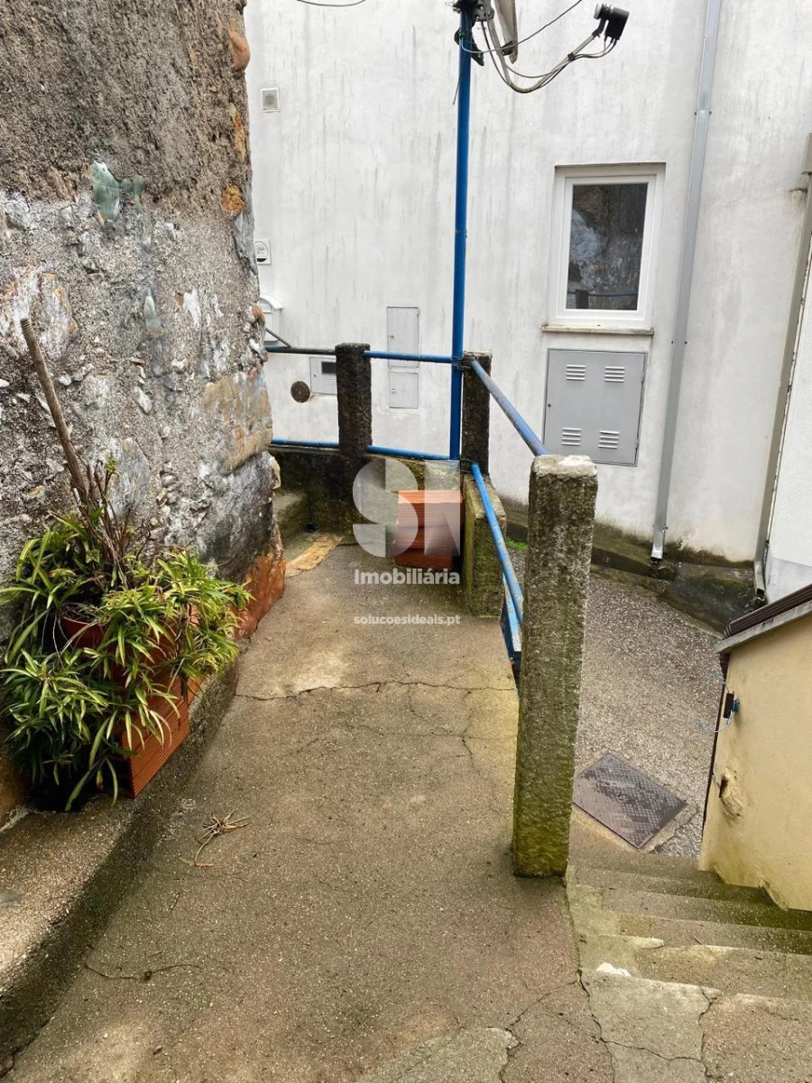 Moradia T2 para Venda em Penacova Foto 12