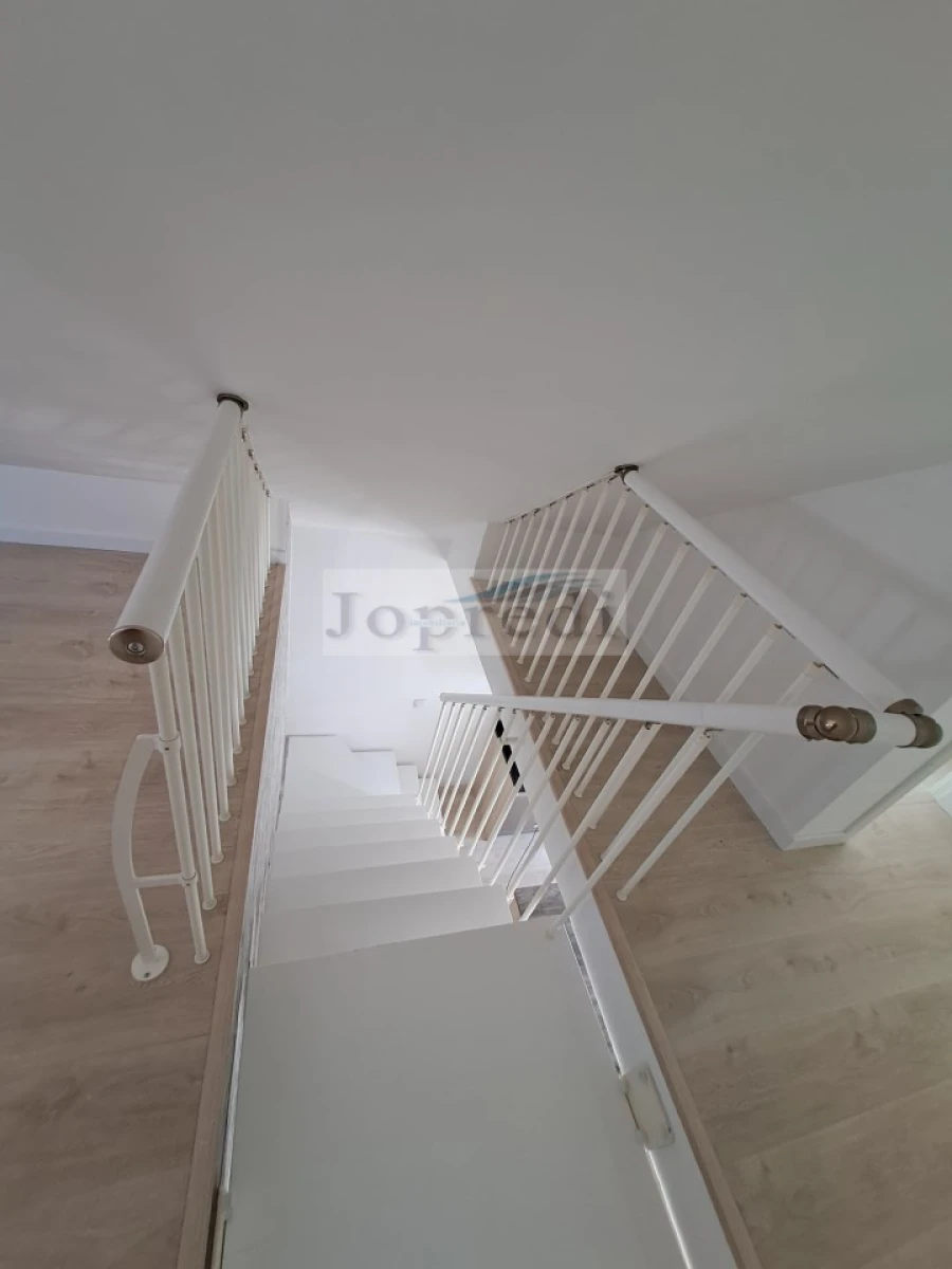 Moradia T4 para Venda em Charneca de Caparica e Sobreda Foto 31