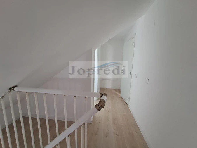 Moradia T4 para Venda em Charneca de Caparica e Sobreda Foto 32