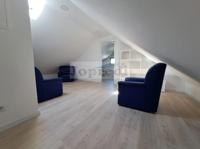 Moradia T4 para Venda em Charneca de Caparica e Sobreda Foto 35