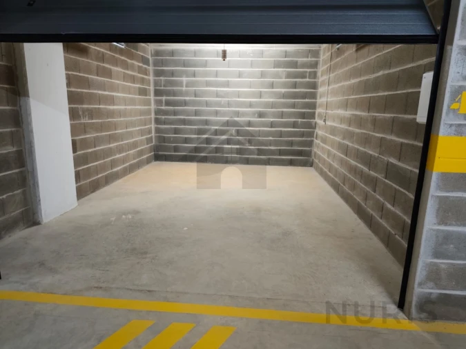 Garagem para Venda em Portimão Foto 2