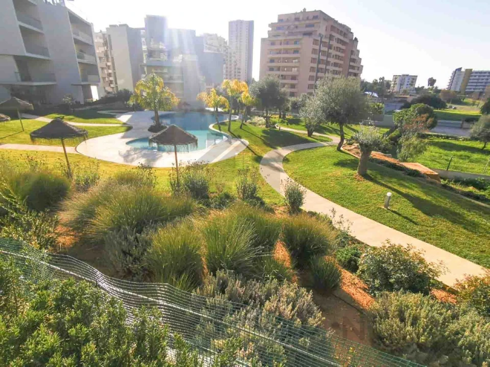 Apartamento T2 para Arrendamento em Portimão Foto 1