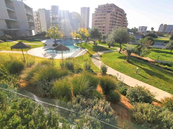 Apartamento T2 para Arrendamento em Portimão