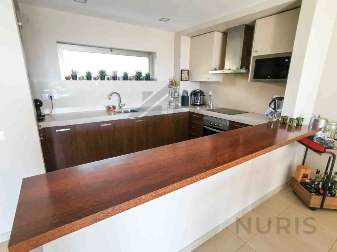 Apartamento T2 para Arrendamento em Portimão Foto 6