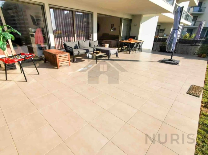 Apartamento T2 para Arrendamento em Portimão Foto 16