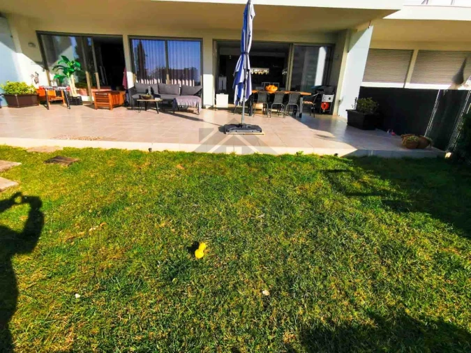 Apartamento T2 para Arrendamento em Portimão Foto 18