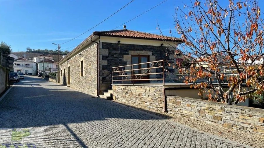 Negócio para Venda em Valongo dos Azeites