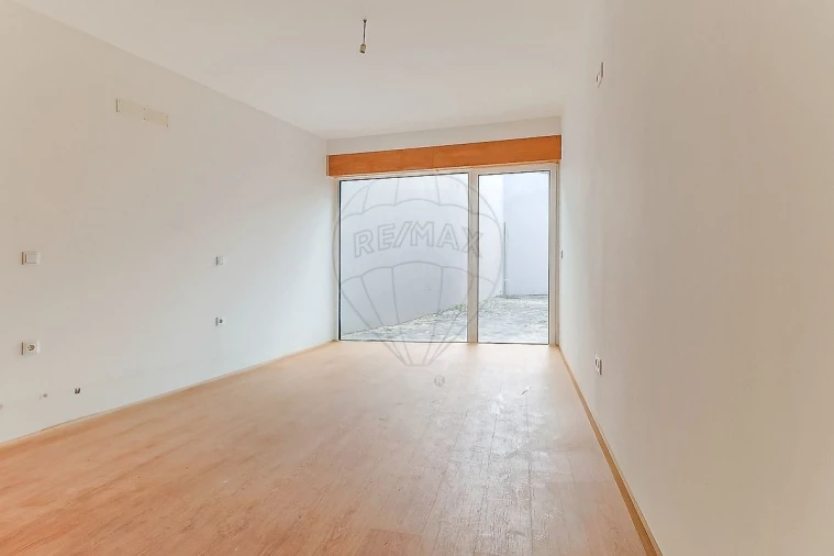 Moradia T4 para Venda em São Martinho do Bispo e Ribeira de Frades Foto 5