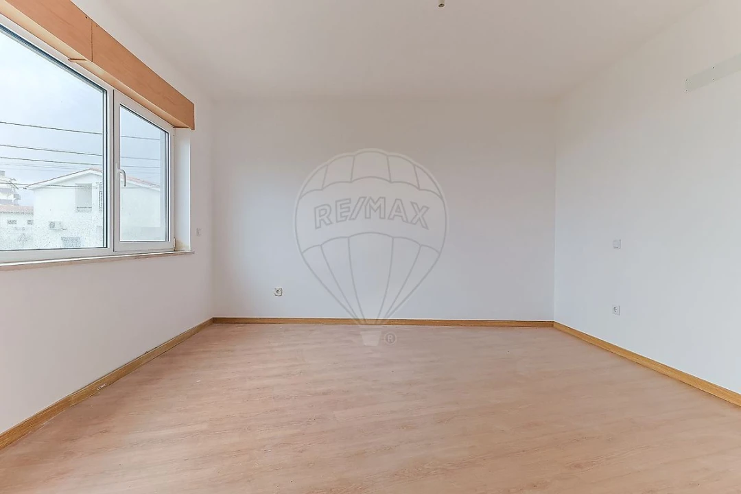 Moradia T4 para Venda em São Martinho do Bispo e Ribeira de Frades Foto 12