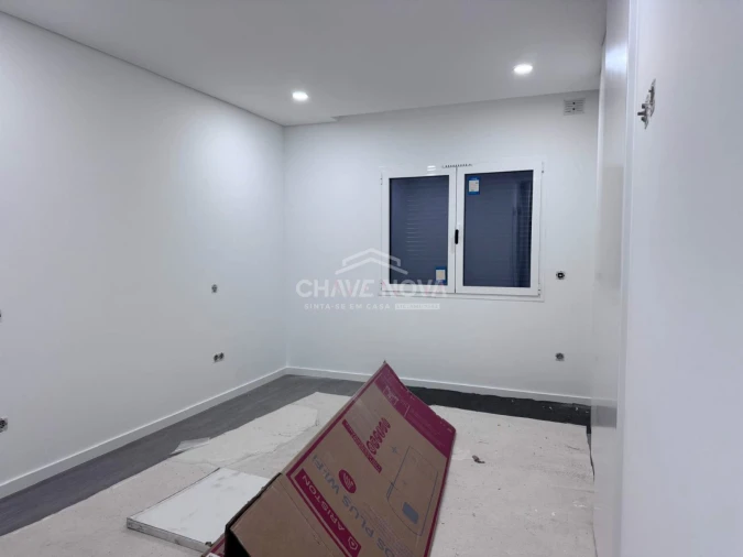 Apartamento T2 para Venda em Santa Joana Foto 4