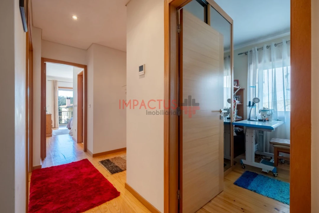 Moradia T3 para Venda em Covelas Foto 16