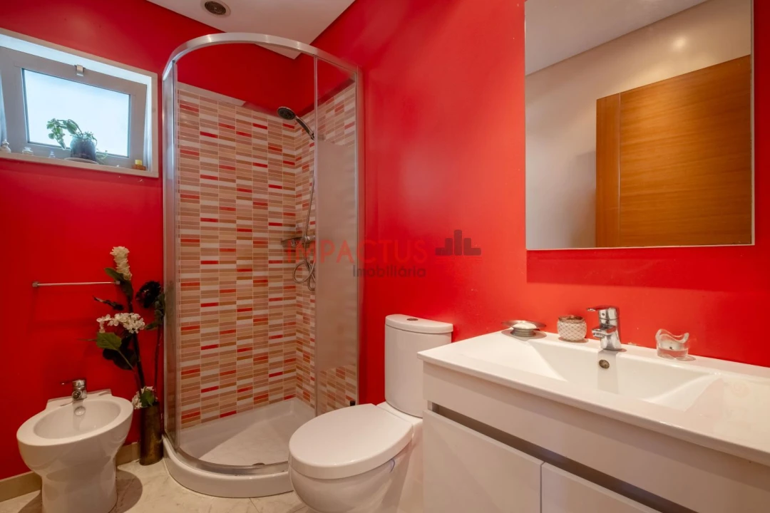 Moradia T3 para Venda em Covelas Foto 14