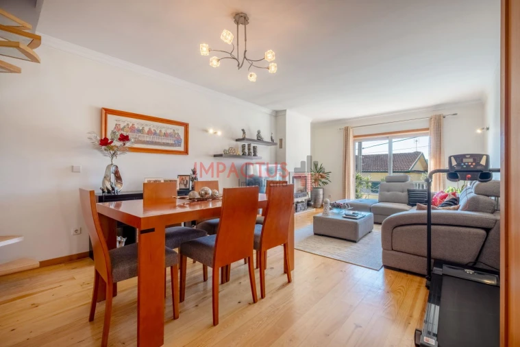 Moradia T3 para Venda em Covelas Foto 1