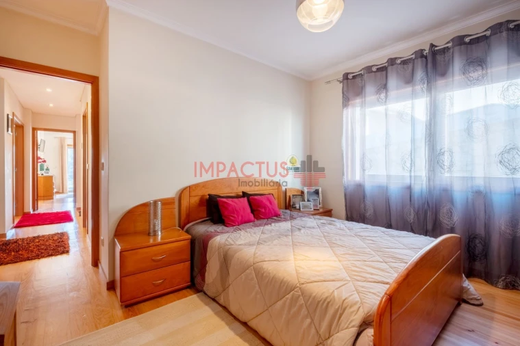 Moradia T3 para Venda em Covelas Foto 25