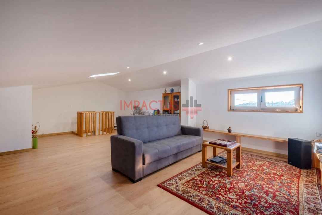 Moradia T3 para Venda em Covelas Foto 28