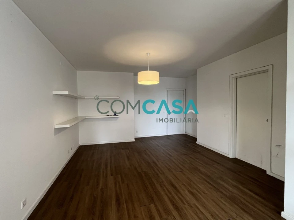 Apartamento T3 para Venda em Ramalde Foto 7