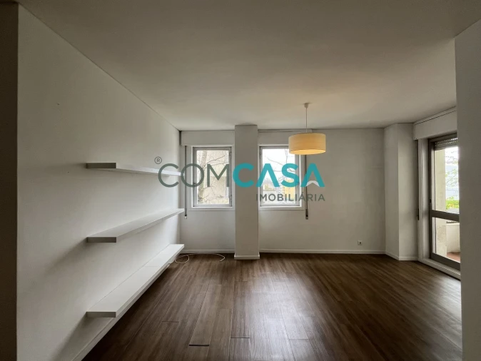 Apartamento T3 para Venda em Ramalde Foto 8
