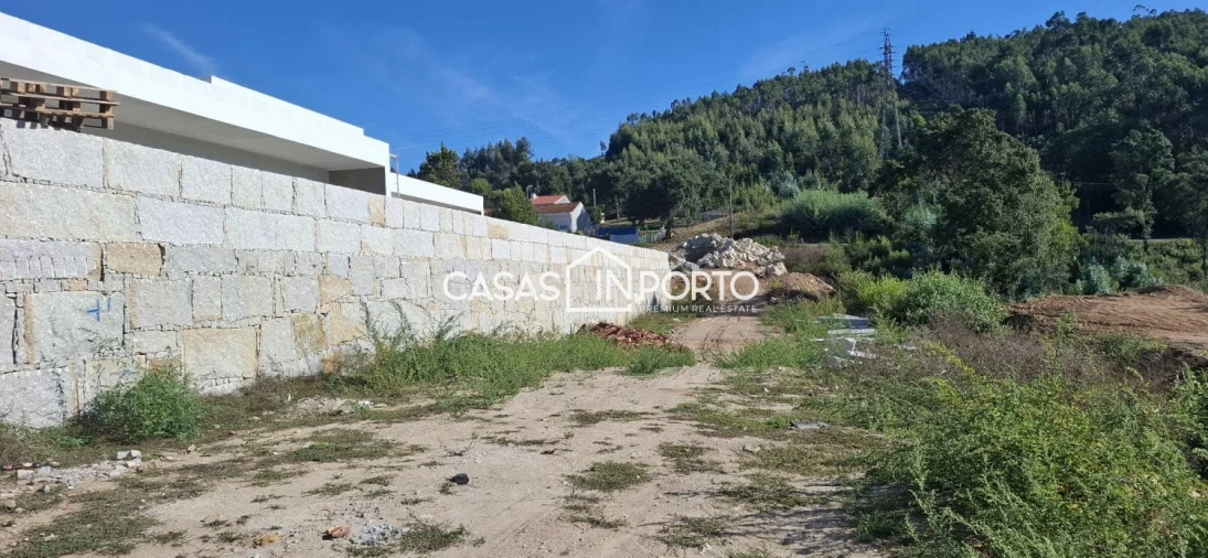 Terreno para Venda em Gondomar (São Cosme), Valbom e Jovim