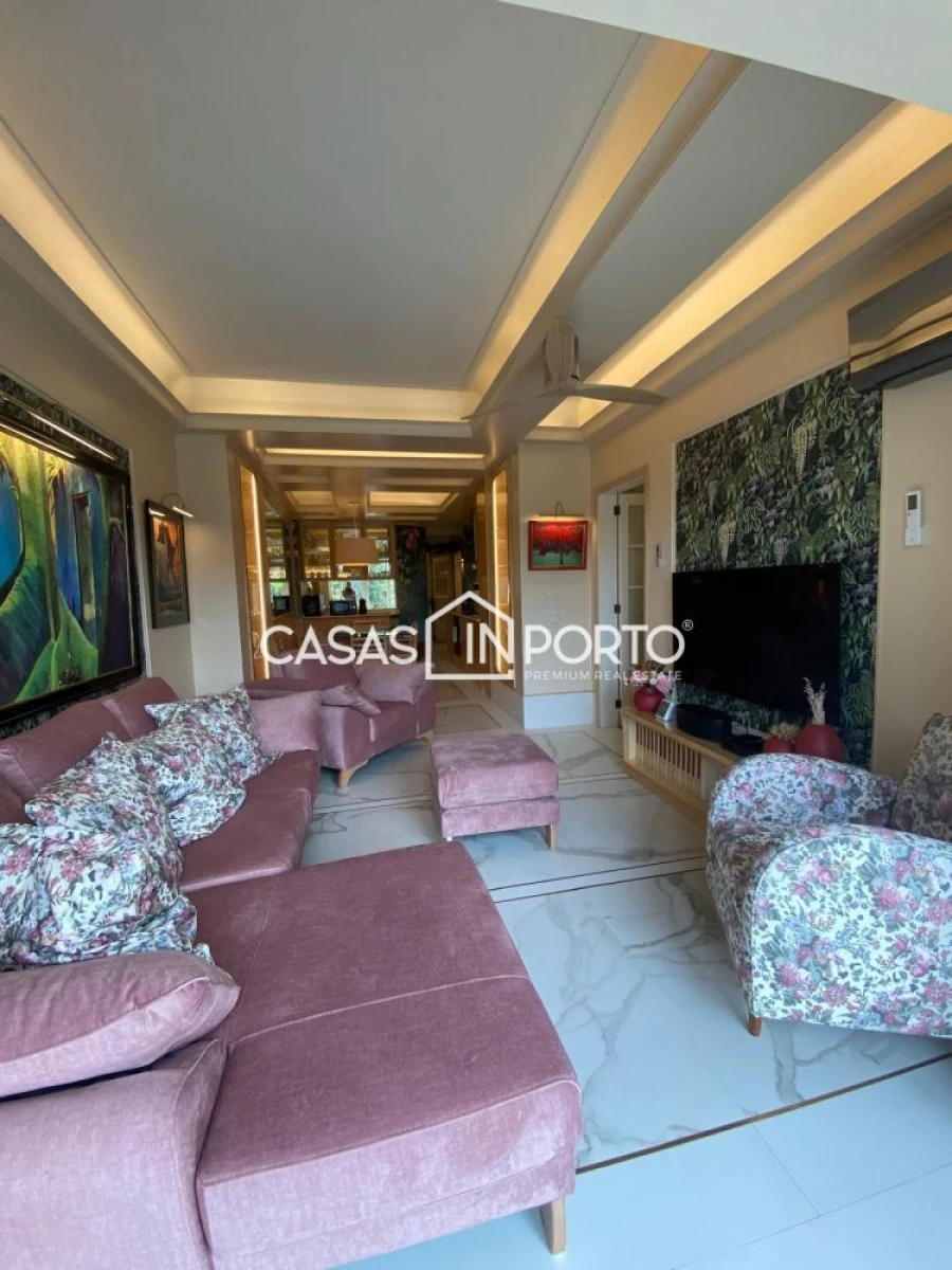 Apartamento T3 para Venda em Cedofeita, Santo Ildefonso, Sé, Miragaia, São Nicolau e Vitória Foto 4