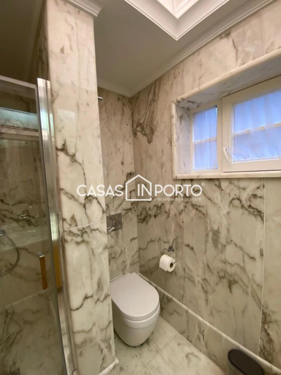 Apartamento T3 para Venda em Cedofeita, Santo Ildefonso, Sé, Miragaia, São Nicolau e Vitória Foto 40