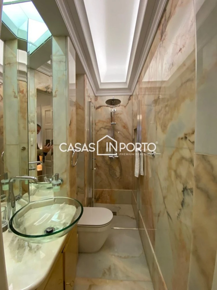 Apartamento T3 para Venda em Cedofeita, Santo Ildefonso, Sé, Miragaia, São Nicolau e Vitória Foto 38