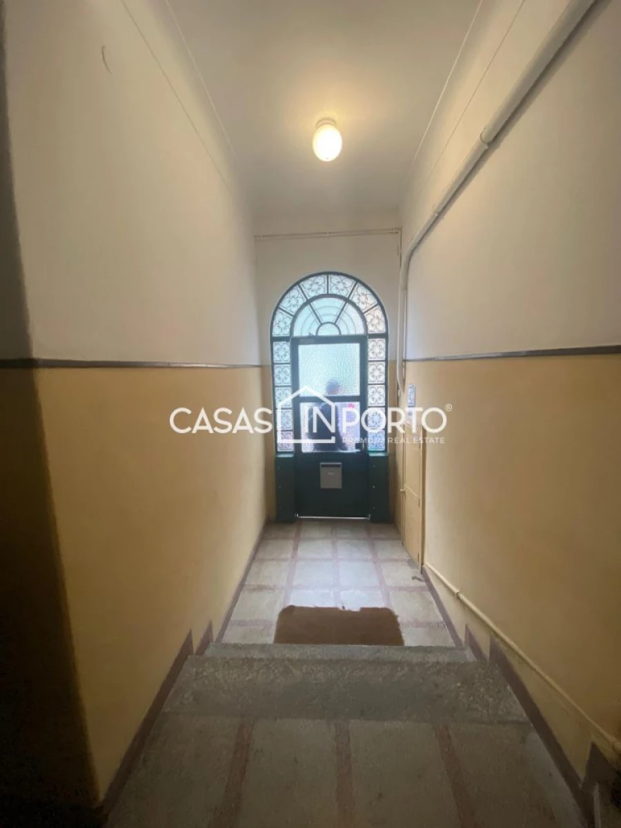 Apartamento T3 para Venda em Cedofeita, Santo Ildefonso, Sé, Miragaia, São Nicolau e Vitória Foto 42